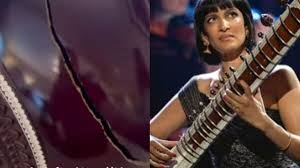 Damaged sitar of Anoushka Shankar after Air India flight